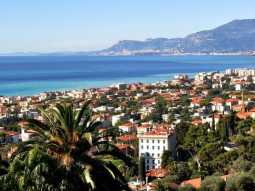 Blumenriviera und französische Riviera